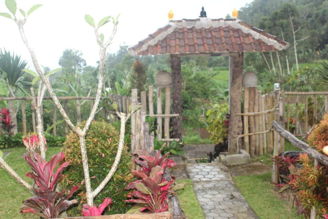 Bali Tree House Pelangi Apartment Бедугул Екстериор снимка